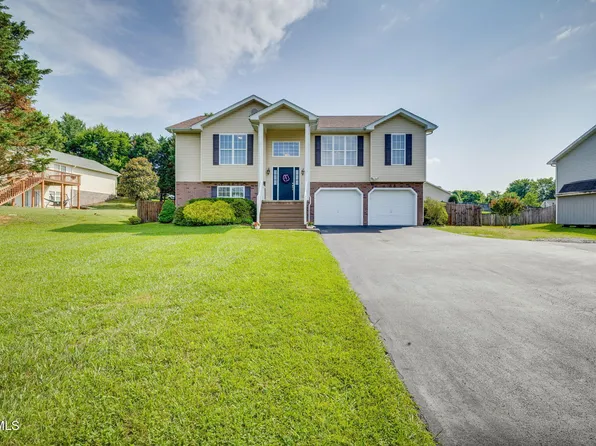 153 Royal Oaks Dr, Jonesborough, TN 37659