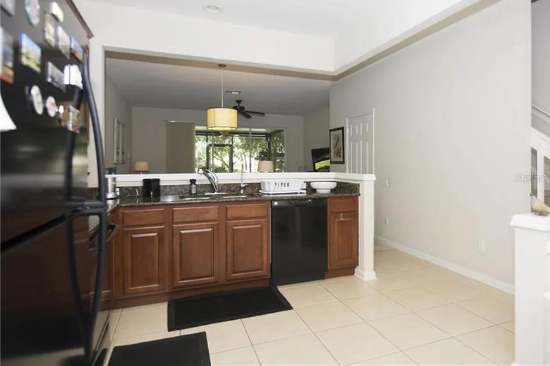 3 bed, 2.5 bath, 1672 sqft, $2,700 — Photo 4