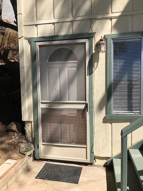 Studio, 250 sqft, $1,450 — Photo 2
