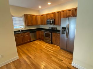 601 W Church St #B, Elizabeth City, NC 27909