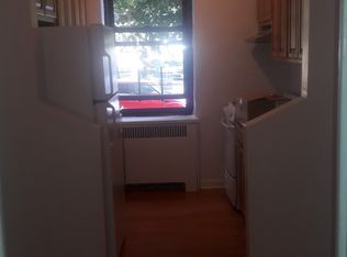 43 Calton Rd #20, New Rochelle, NY 10804