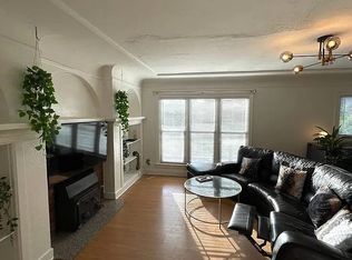 5032 7th Ave NE, Seattle, WA 98105