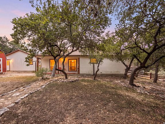 2nd image of 1541 GREEN MEADOW LN
