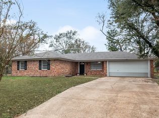 377 Nichols Dr, Canton, TX 75103