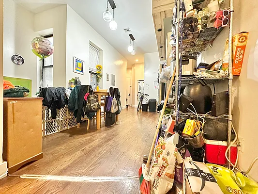 Rented by Doorway NYC, LLC | media 12