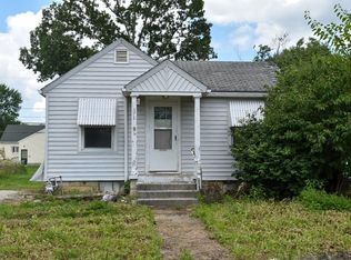 678 Summit St, Fremont, OH 43420