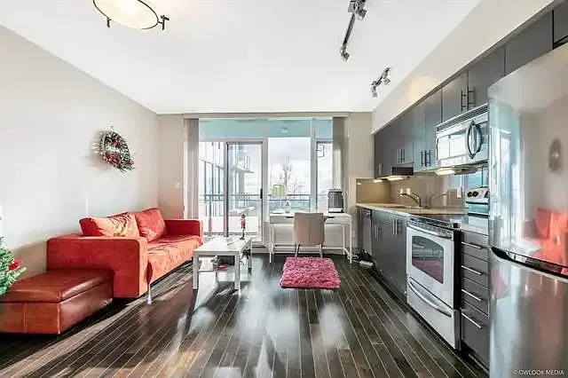 1 bed, 430 sqft, $1,700 — Photo 2