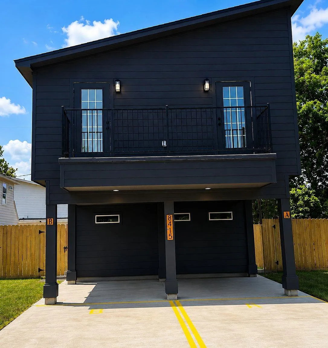 3 bed, 2.5 bath, 1500 sqft, $1,900 — Photo 1