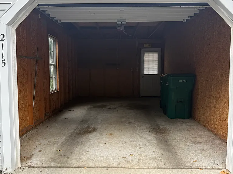 2115 Wexford Rd — Photo 3