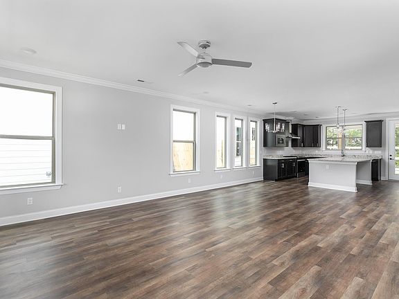 2nd image of 241 Fox Gap Ln