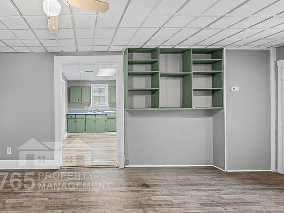 3rd image of 1325 N Wabash Ave