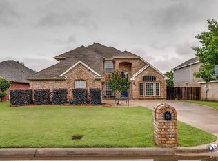 6 Equestrian Ct, Mansfield, TX 76063