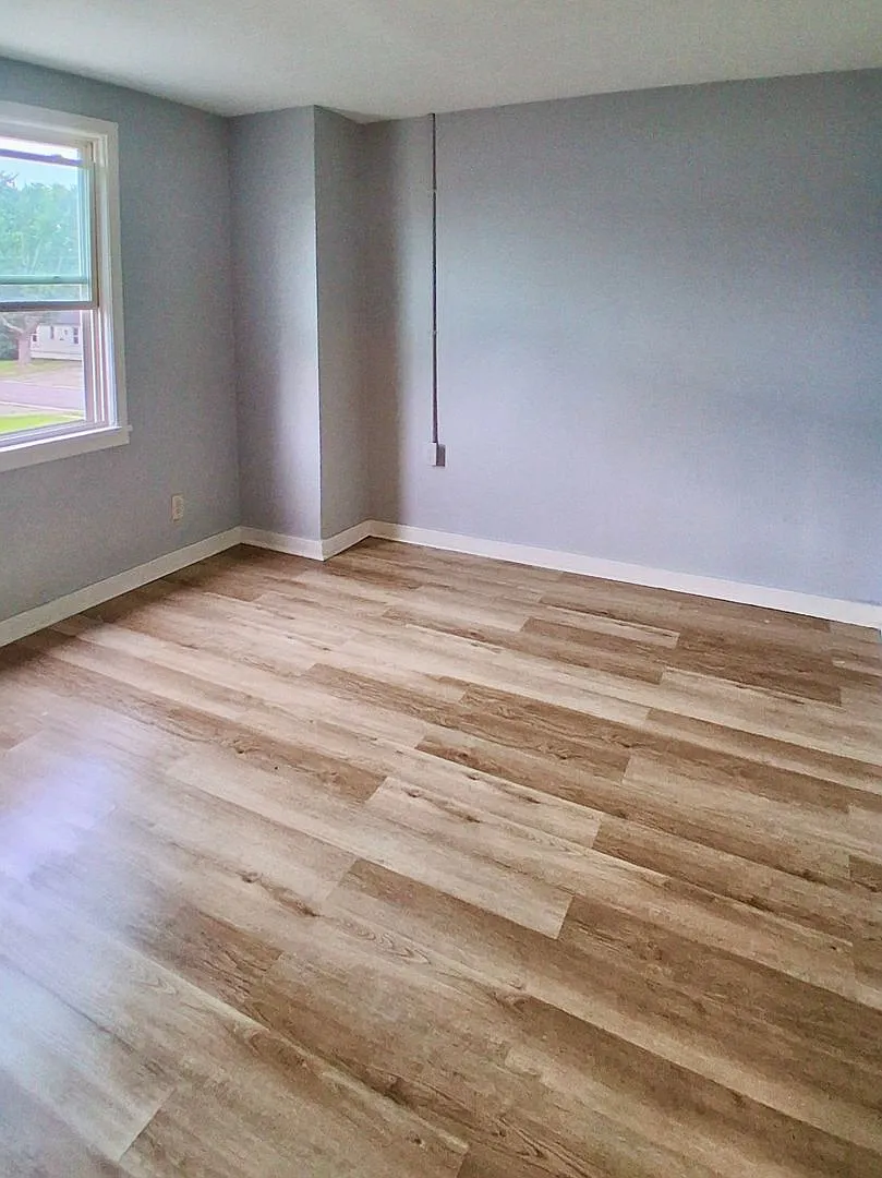 Spacious 3 Bedroom Townhome For Rent In Tonawanda Ny $1600 — Photo 4