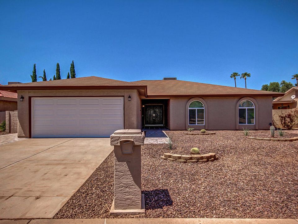 1st image of 26006 S Hollygreen Dr