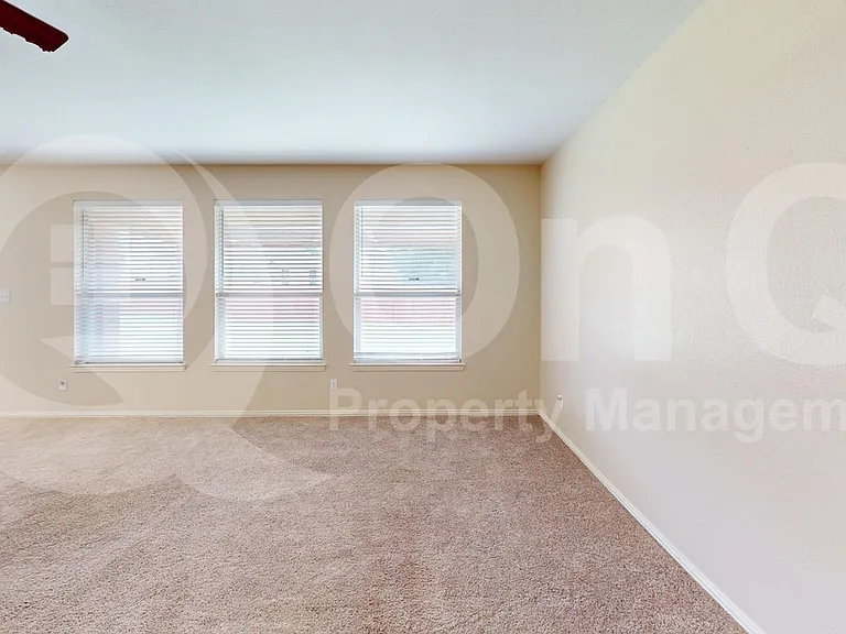 4800 Rum St — Photo 24
