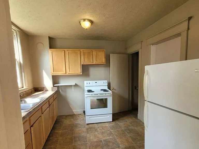 1009 North St — Photo 4