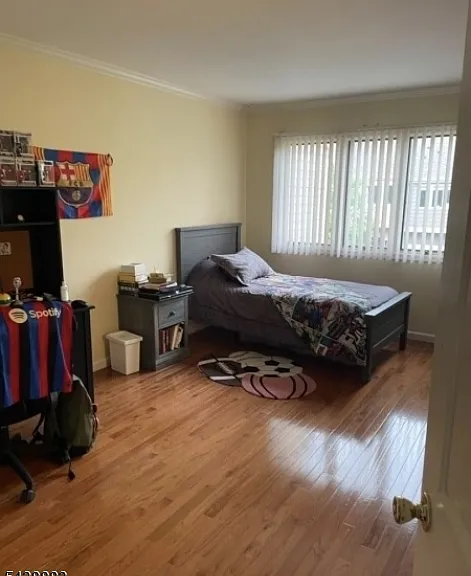 124 Hempstead Ct — Photo 10
