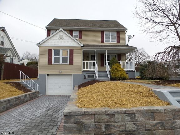 4th image of 473 Russell Ave