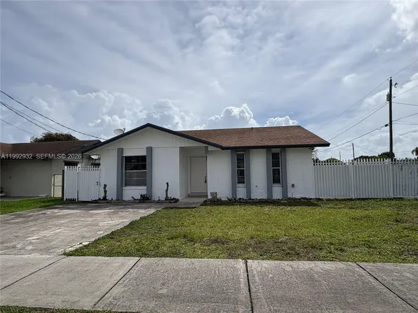 17995 SW 105th Ave, Miami, FL 33157