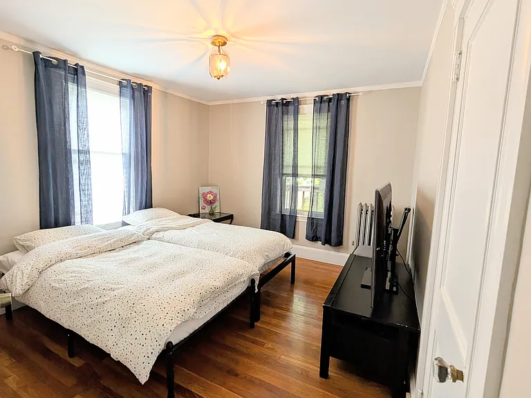 150 Nonantum St #2 — Photo 17
