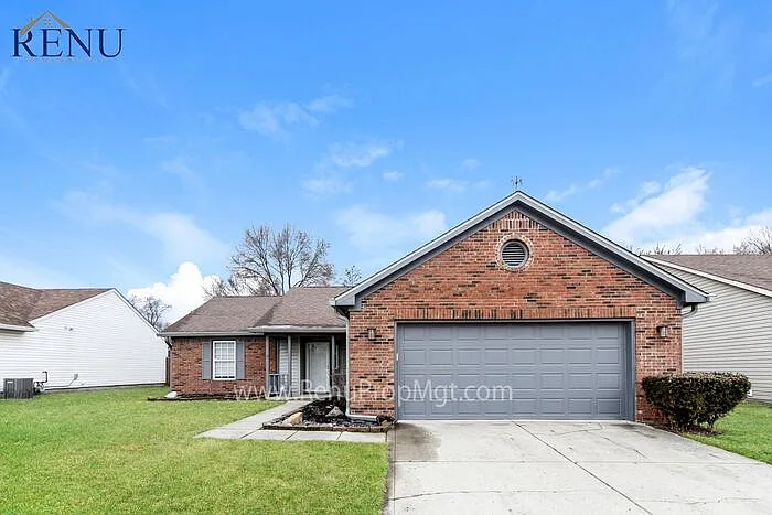 6630 Sparrowood Dr photo 1