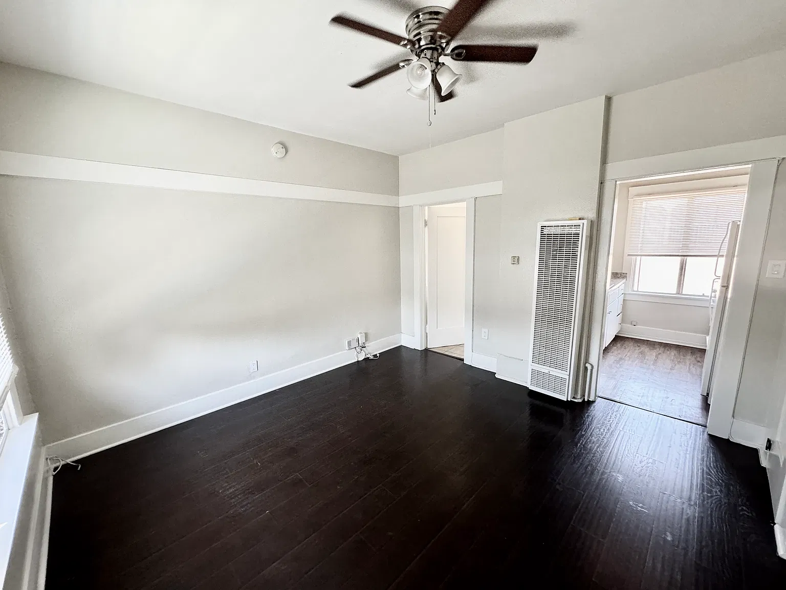 1519 Obispo Ave — Photo 1