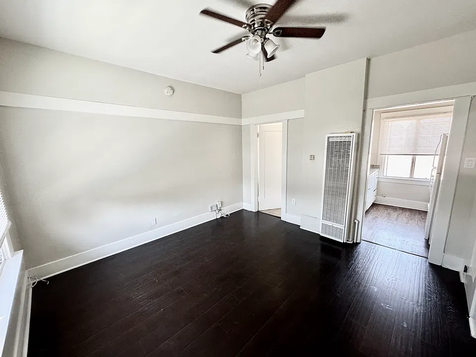 1519 Obispo Ave #11