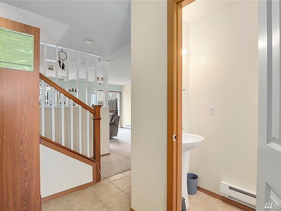 3rd image of 8217 51st Ave NE APT 1A