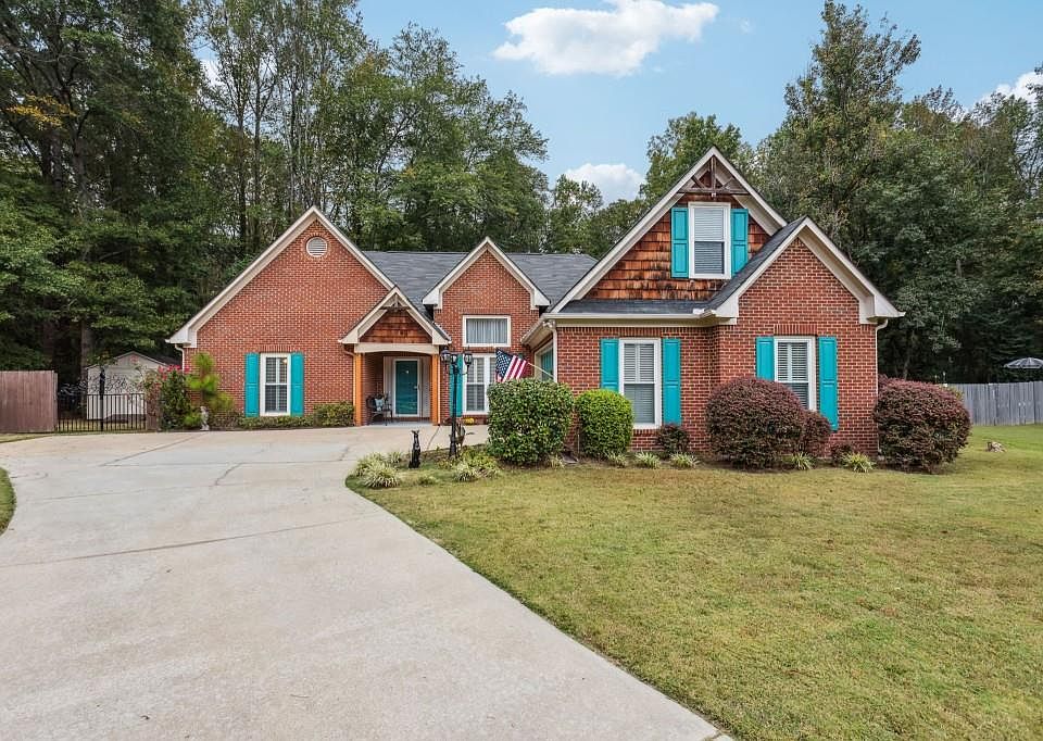 1st image of 234 Ivy Creek Dr