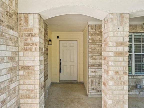 3rd image of 19719 Eagle Canyon Way