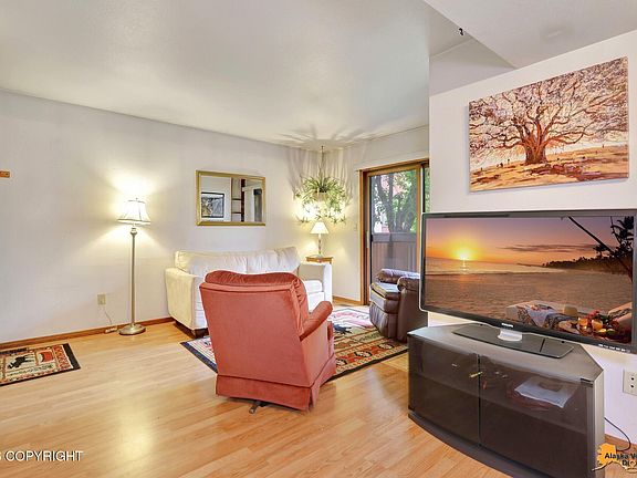 5th image of 7202 Foxridge Cir #12-A