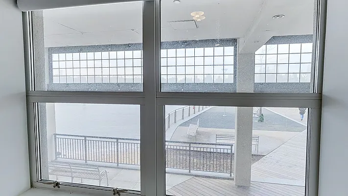 Rented by Compass | media 32