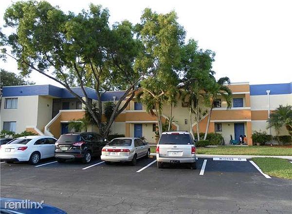1st image of 177 Lakeview Dr APT 102