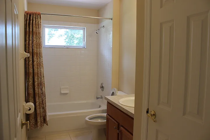 364 Robyns Glenn Rd — Photo 10