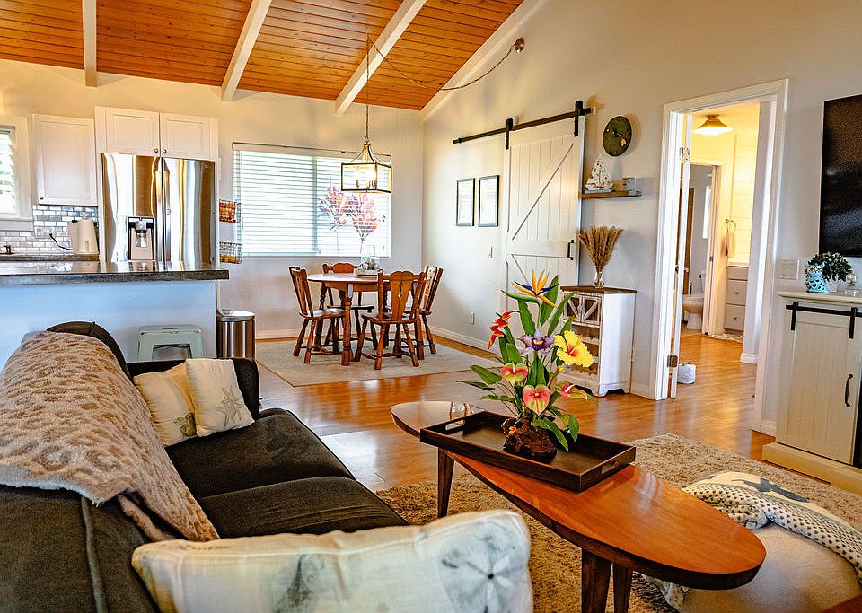 1st image of 73-1154 Mahilani Dr