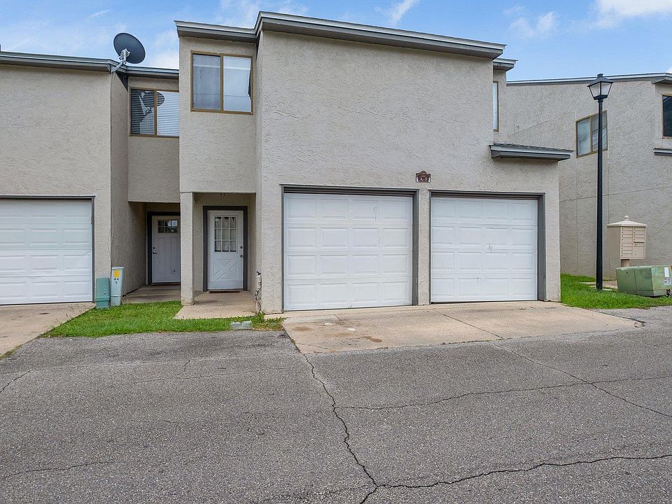 1st image of 1305 Airport Dr APT A05