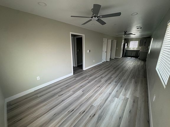 4th image of 586 Madge Ln