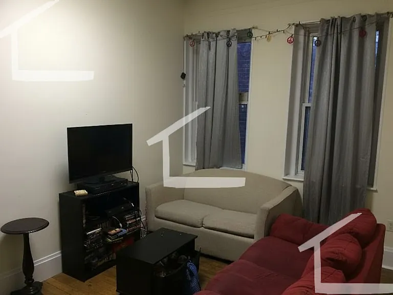 17B Aberdeen St #A2 — Photo 1