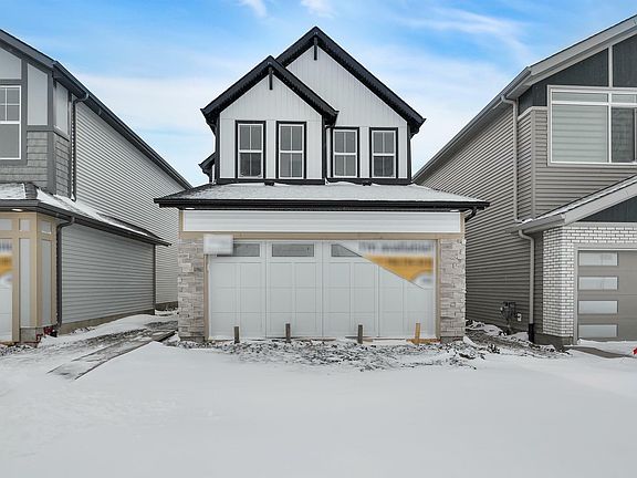 2nd image of 3105 Erlanger Way NW