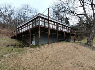407 Irishtown Rd, North Versailles, PA 15137