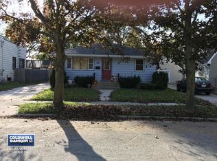 1713 Revere Dr, Manitowoc, WI 54220