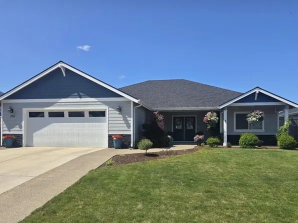 260 Pomeroy View Dr, Cave Junction, OR 97523