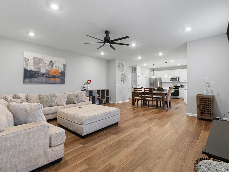 64 Brewster Dr — Photo 13
