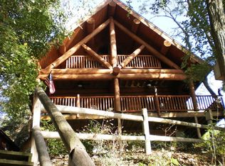 24 Hedge Row, Crown Point, NY 12928