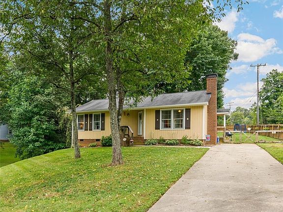 4th image of 2596 Mount Salem Rd