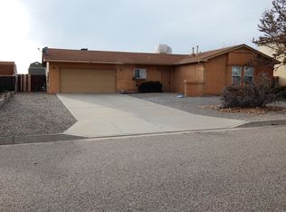 7536 Mackenzie Dr NE, Rio Rancho, NM 87144