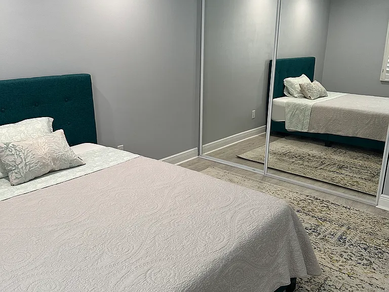 2nd bedroom