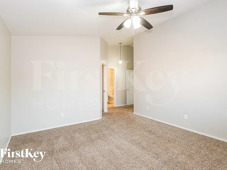 3141 W Sunland Ave — Photo 8
