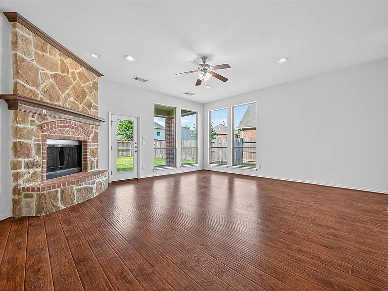 6726 Hathaway Ln — Photo 24