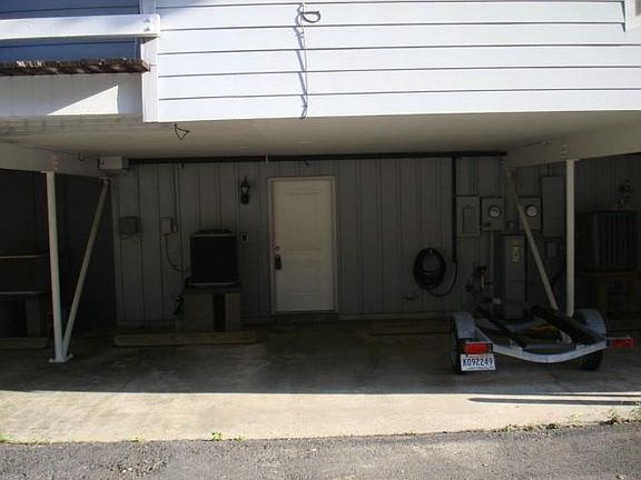 2nd image of 963 Marina Blvd #7